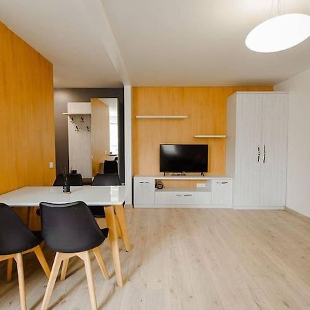 Very Stylish Apartament In Middle Of City. Chisinau Bagian luar foto